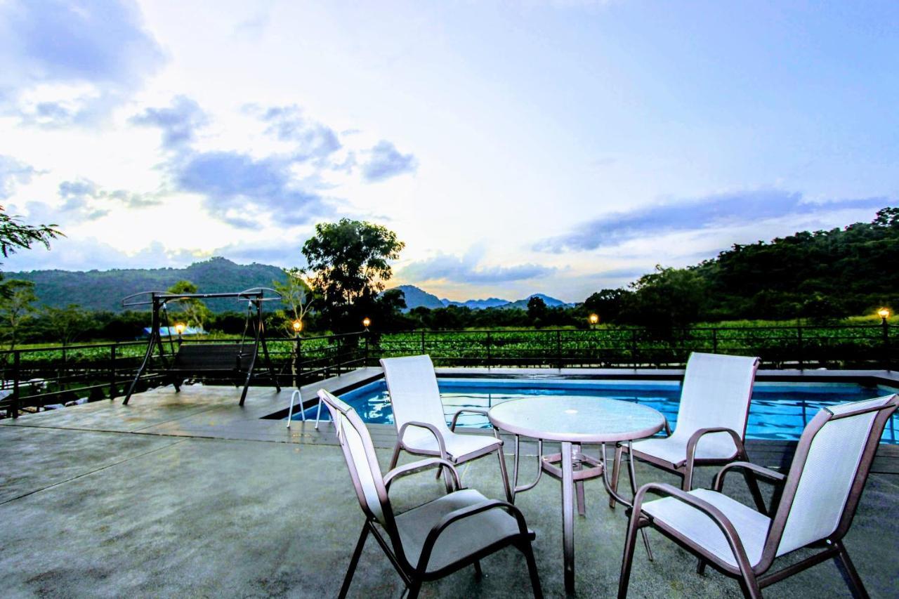 The X10 Private Pool Villa & Resort Khao Yai Mu Si Extérieur photo