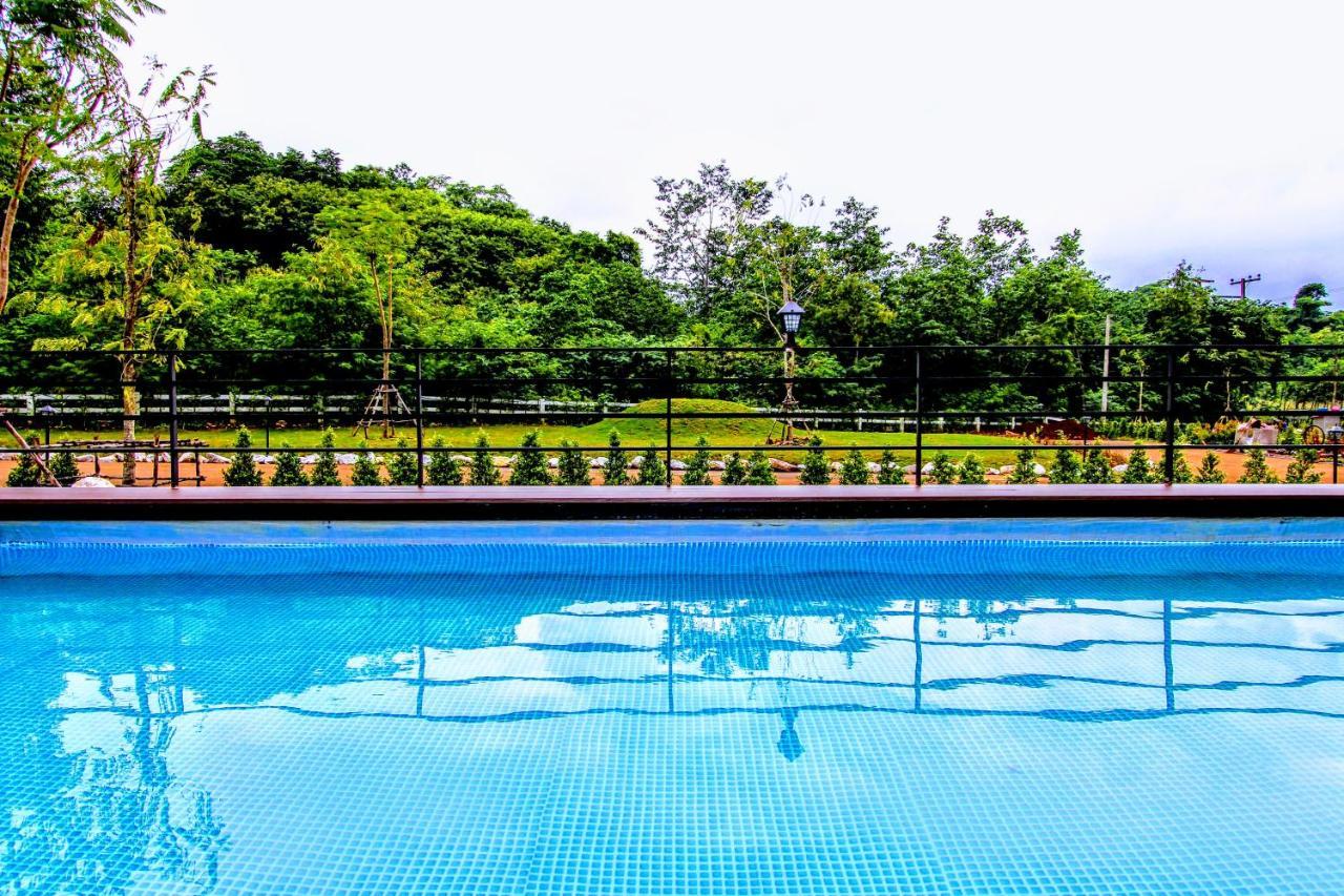 The X10 Private Pool Villa & Resort Khao Yai Mu Si Extérieur photo