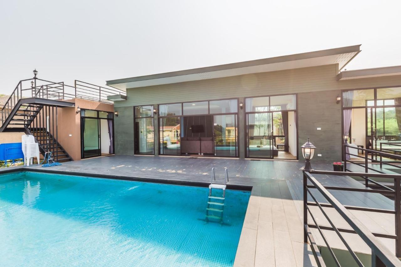 The X10 Private Pool Villa & Resort Khao Yai Mu Si Extérieur photo